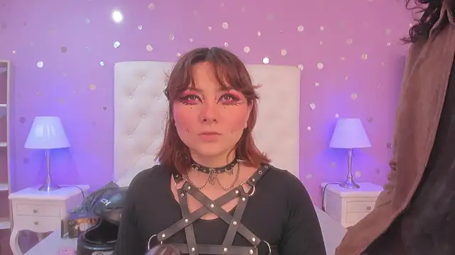 Goldentemptation  online show from March 4, 7:21 pm