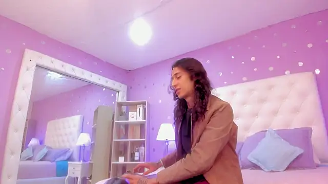 Snapshot of Goldentemptation_ chatting on February 25, 7:36 pm Goldentemptation online show from February 25, 7:36 pm