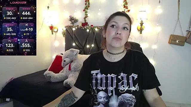 Snapshot of Sharma_Amayra chatting on February 5, 8:37 pm Sharma Amayra online show from February 5, 8:37 pm