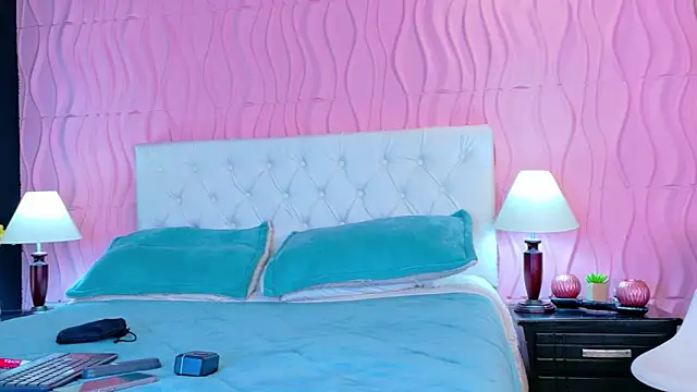 Mia Cherry   online show from March 25, 12:15 pm