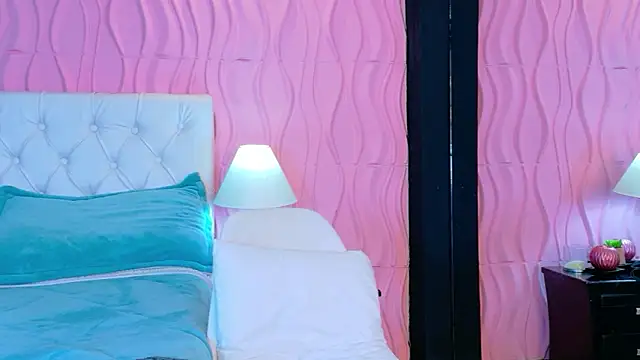 Mia Cherry   online show from March 24, 7:36 pm