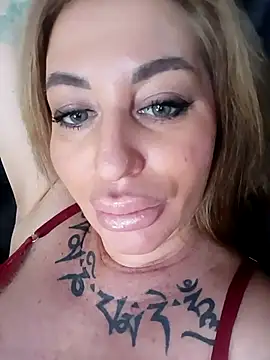 MiaMooly online show from February 15, 10:36 am