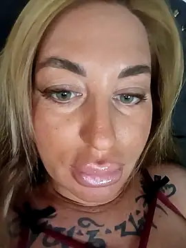 MiaMooly online show from September 11, 2:06 pm