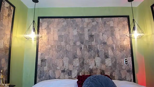 Elizabeth Ferrer online show from February 23, 11:44 am