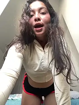 Issa-Lorens online show from March 13, 7:08 pm