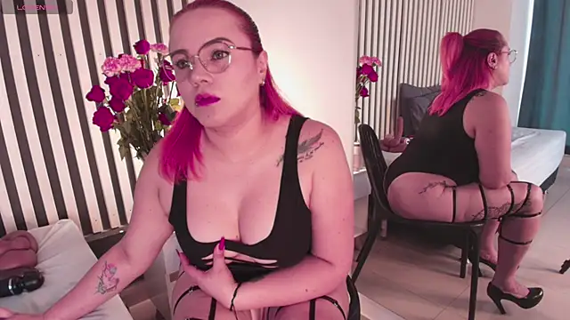 Snapshot of alice_rodman chatting on February 15, 2:05 pm alice rodman online show from February 15, 2:05 pm