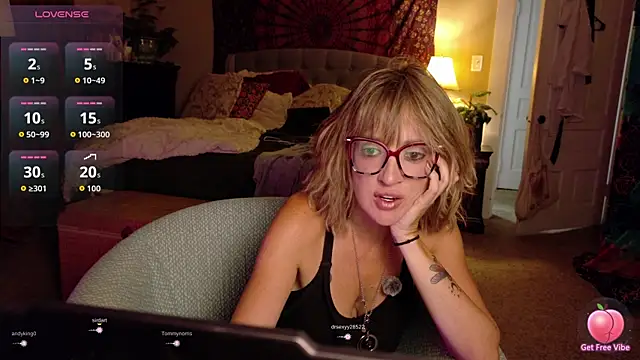 BrookiesLife online show from July 25, 3:03 am