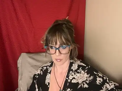 BrookiesLife online show from June 3, 2:45 am