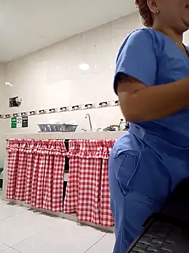 -Serena  online show from March 24, 1:33 pm