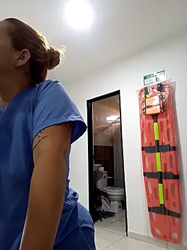 -Serena  online show from April 9, 1:28 pm