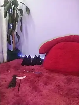 missfungi8 online show from February 24, 1:06 am