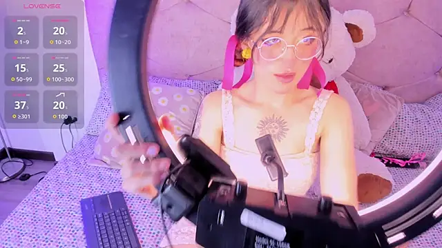 Celeste wang online show from May 18, 3:28 pm