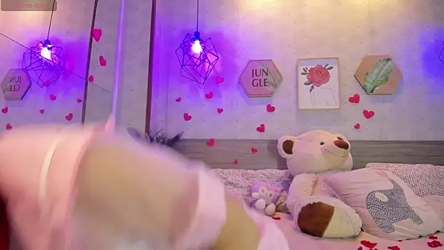 Snapshot of Celeste_wang chatting on February 14, 12:27 pm Celeste wang online show from February 14, 12:27 pm