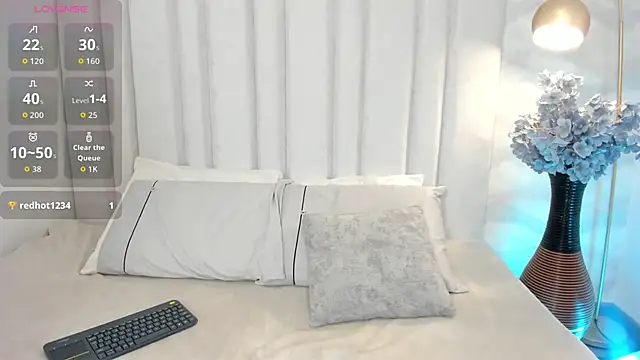 Snapshot of _im_candy chatting on February 25, 8:08 pm im candy online show from February 25, 8:08 pm