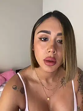 IsisRivera online show from April 20, 2:29 pm