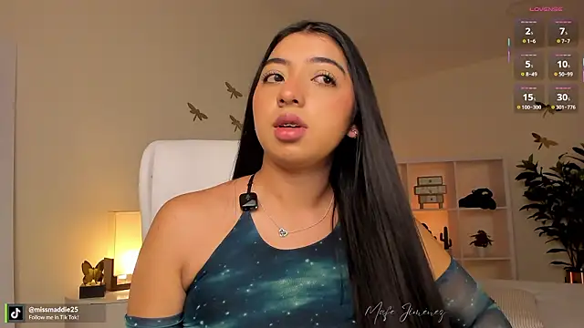 missvancouver online show from March 3, 12:45 pm