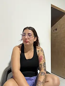 Arya    online show from February 24, 11:27 pm