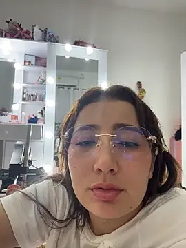 Arya    online show from February 4, 4:13 pm