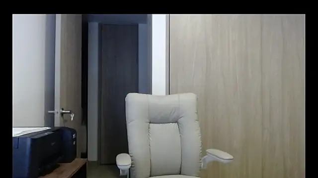 Snapshot of Juanitaws chatting on February 22, 3:31 am Juanitaws online show from February 22, 3:31 am