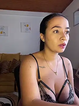 JulietaRiios online show from April 13, 8:13 pm