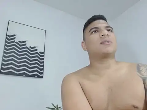 Snapshot of BradKamil chatting on February 28, 1:55 pm BradKamil online show from February 28, 1:55 pm