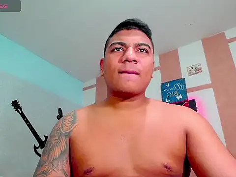 Snapshot of BradKamil chatting on February 12, 3:17 am BradKamil online show from February 12, 3:17 am