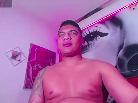 Snapshot of BradKamil chatting on February 13, 3:06 am BradKamil online show from February 13, 3:06 am