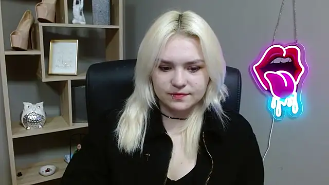 SweetLilyxo online show from February 23, 7:31 am