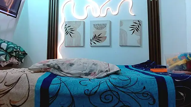 miss caty online show from February 10, 11:37 pm