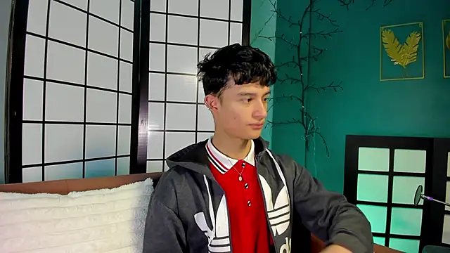 Patrick Howland  online show from March 14, 3:34 am