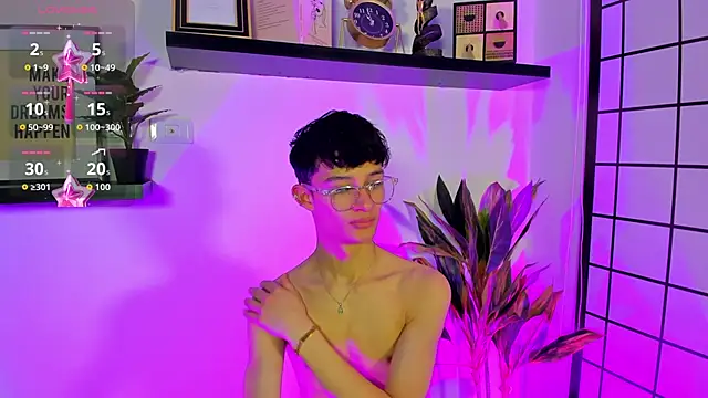 Patrick Howland  online show from March 16, 3:58 am