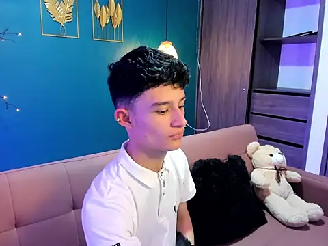 Snapshot of Patrick_Howland_ chatting on February 13, 3:39 am Patrick Howland online show from February 13, 3:39 am