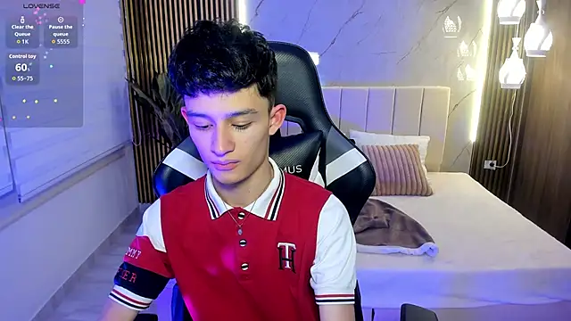 Snapshot of Patrick_Howland_ chatting on February 16, 3:16 am Patrick Howland online show from February 16, 3:16 am