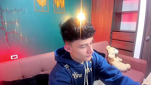 Snapshot of Patrick_Howland_ chatting on February 10, 3:27 am Patrick Howland online show from February 10, 3:27 am