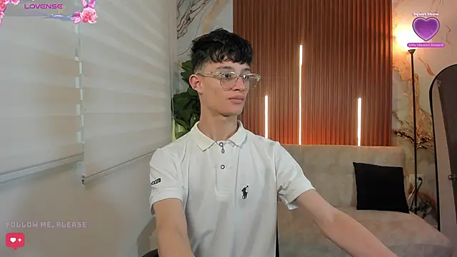 Patrick Howland  online show from April 5, 8:59 pm