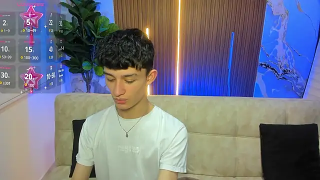 Patrick Howland  online show from March 13, 3:33 am