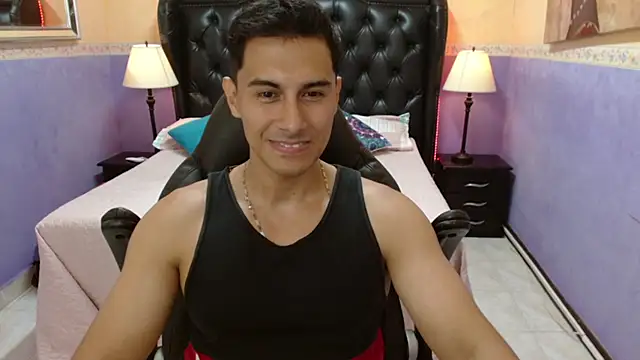 Mike Conors online show from February 11, 1:49 am