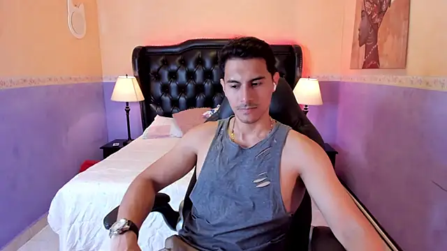 Mike Conors online show from February 26, 1:49 am