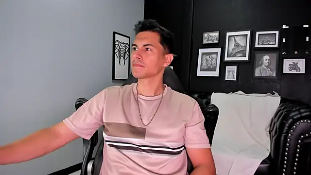 Mike Conors online show from April 7, 2:13 am