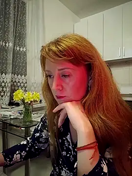 LanaBananaa  online show from April 1, 8:39 pm