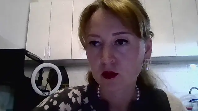 LanaBananaa  online show from February 24, 8:53 pm