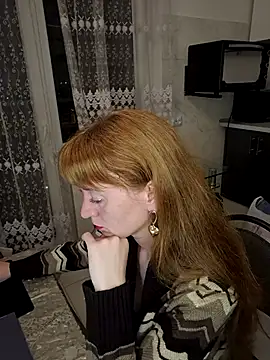 LanaBananaa  online show from March 27, 8:10 pm