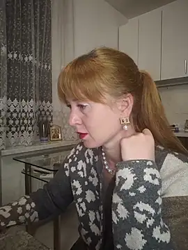 LanaBananaa  online show from March 3, 10:50 pm