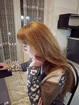 LanaBananaa  online show from February 25, 8:30 pm