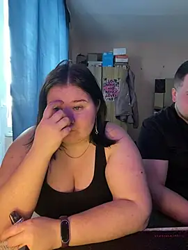 Snapshot of AngelKiras chatting on February 22, 7:44 am AngelKiras online show from February 22, 7:44 am