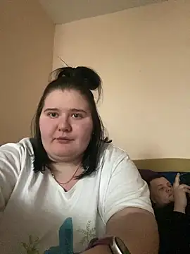 Snapshot of AngelKiras chatting on February 15, 2:16 pm AngelKiras online show from February 15, 2:16 pm