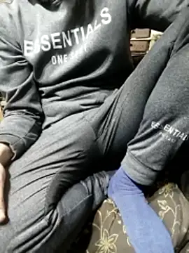 Aww21 online show from March 31, 8:00 pm