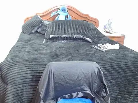 Snapshot of Alylatina chatting on February 12, 1:00 pm Alylatina online show from February 12, 1:00 pm