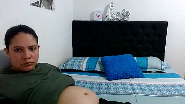 suzy paz online show from March 31, 11:51 pm