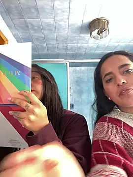 Annie Alicee online show from April 2, 2:24 pm